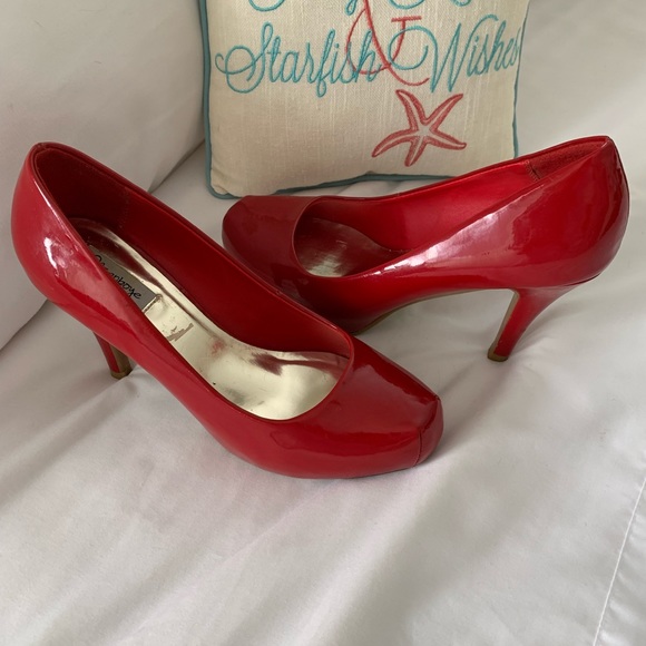 Olsenboye red heels - Picture 4 of 6